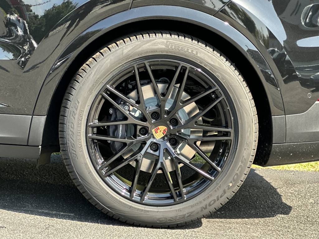 Thumbnail: 2026 Porsche Cayenne - 8
