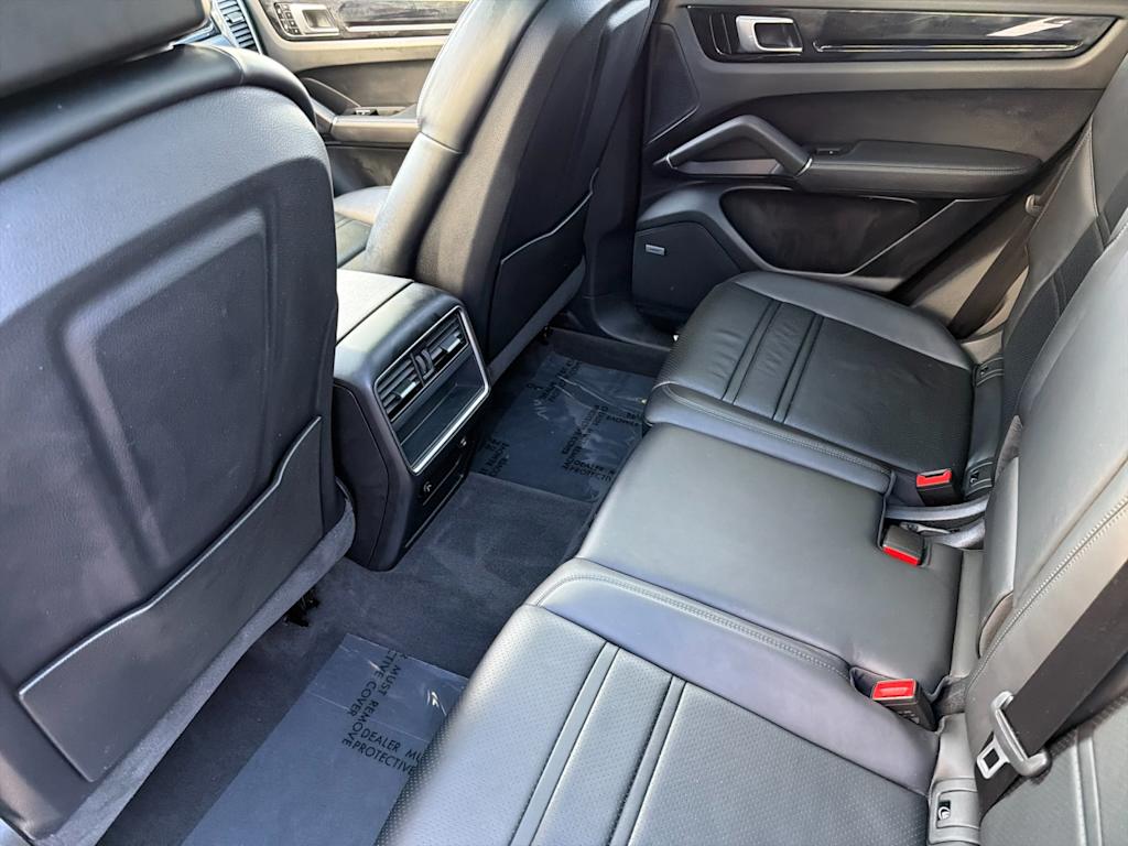 Thumbnail: 2019 Porsche Cayenne - 12