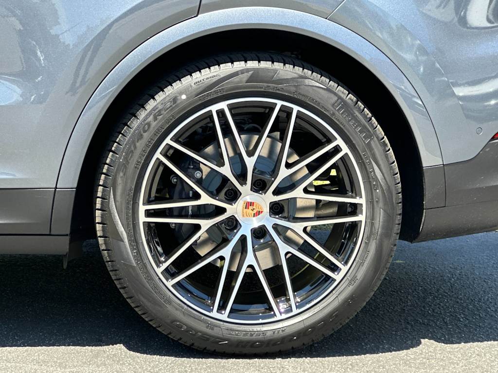 Thumbnail: 2026 Porsche Cayenne - 8