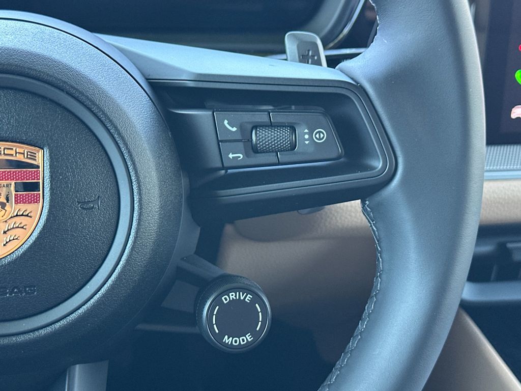 Thumbnail: 2026 Porsche Cayenne - 31