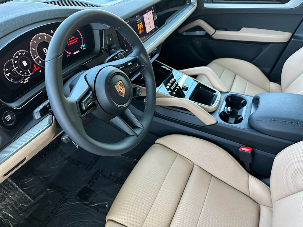 Thumbnail: 2026 Porsche Cayenne - 2