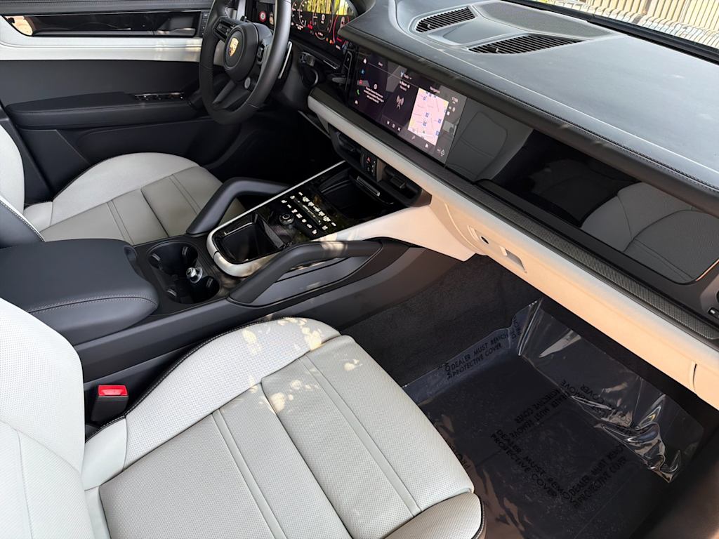 Thumbnail: 2026 Porsche Cayenne - 13