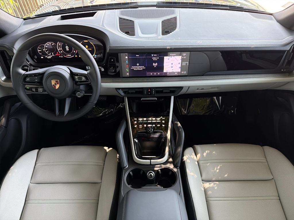 Thumbnail: 2026 Porsche Cayenne - 9
