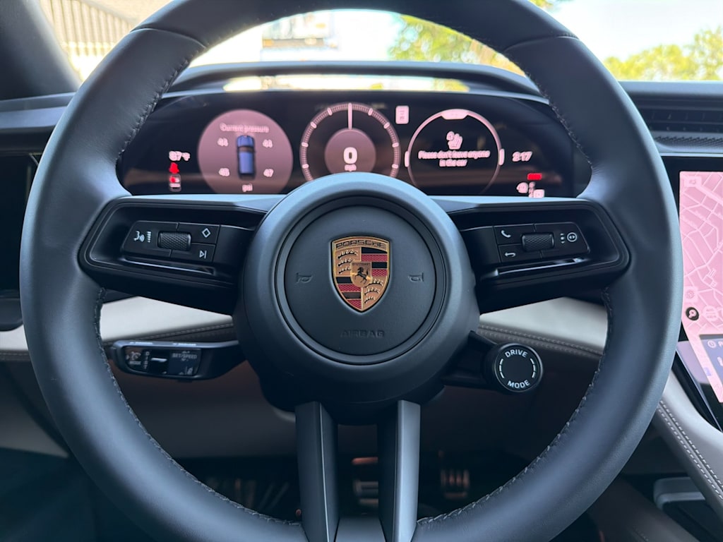 Thumbnail: 2026 Porsche Cayenne - 30