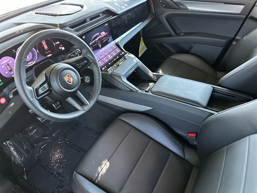 Thumbnail: 2026 Porsche Cayenne - 2