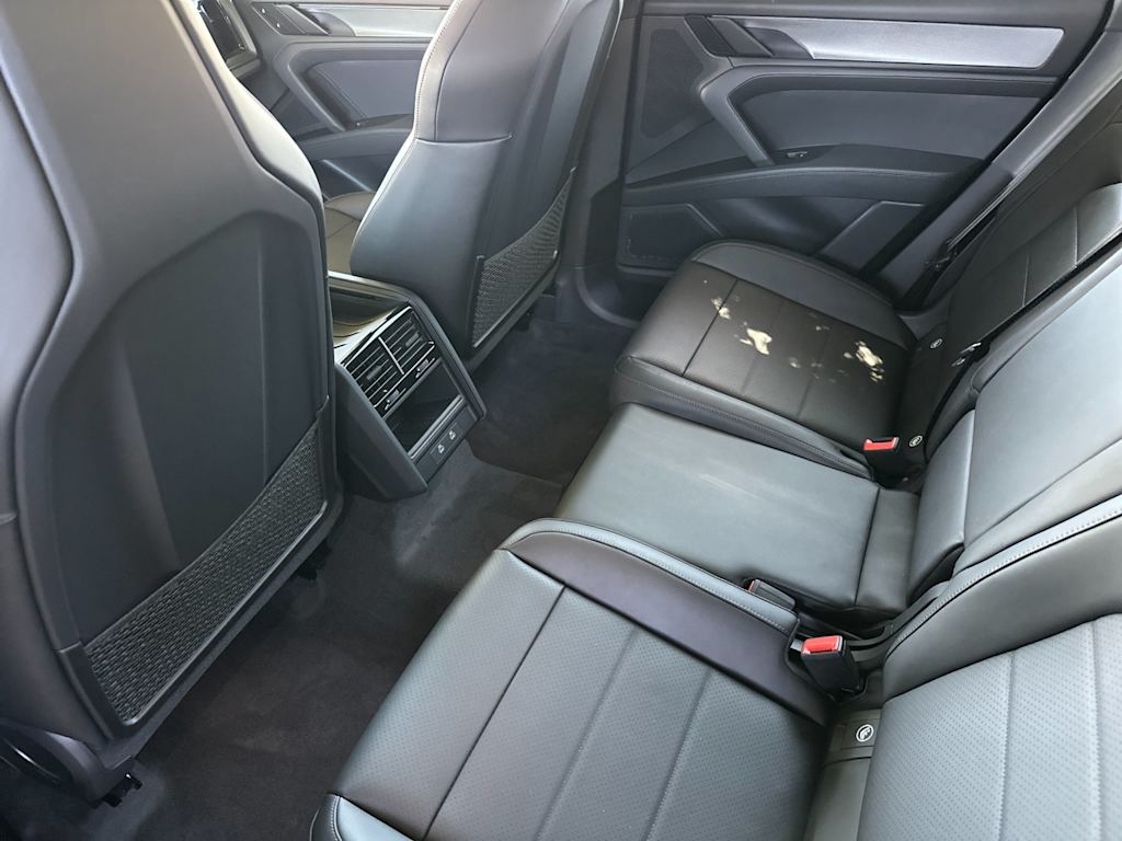 Thumbnail: 2026 Porsche Cayenne - 10