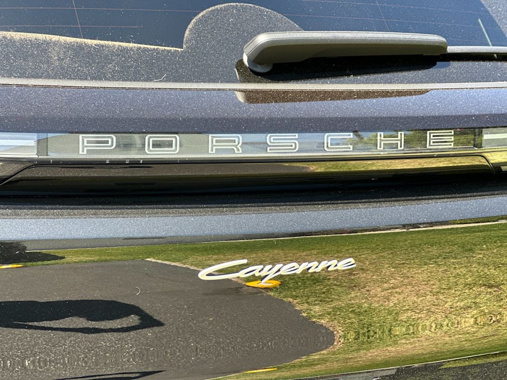 Thumbnail: 2026 Porsche Cayenne - 6