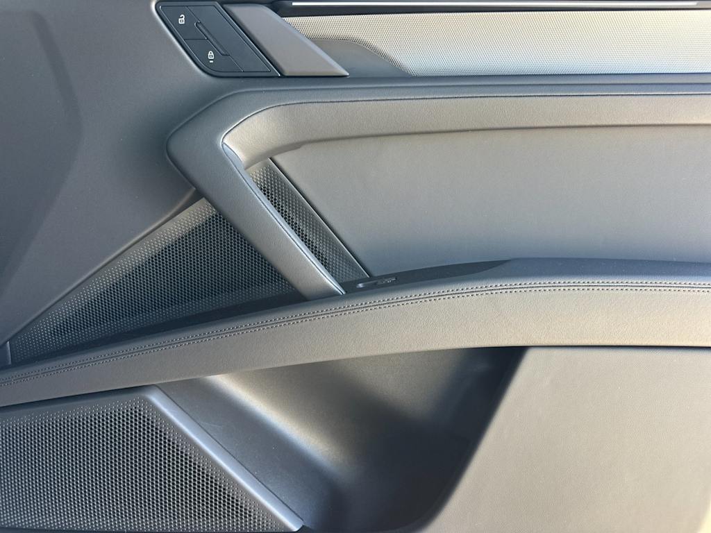 Thumbnail: 2026 Porsche Cayenne - 23