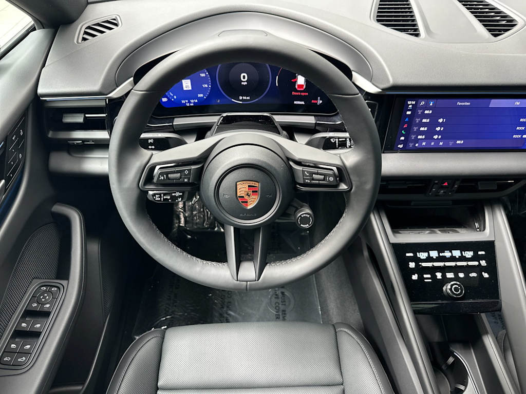 Thumbnail: 2026 Porsche Macan - 13