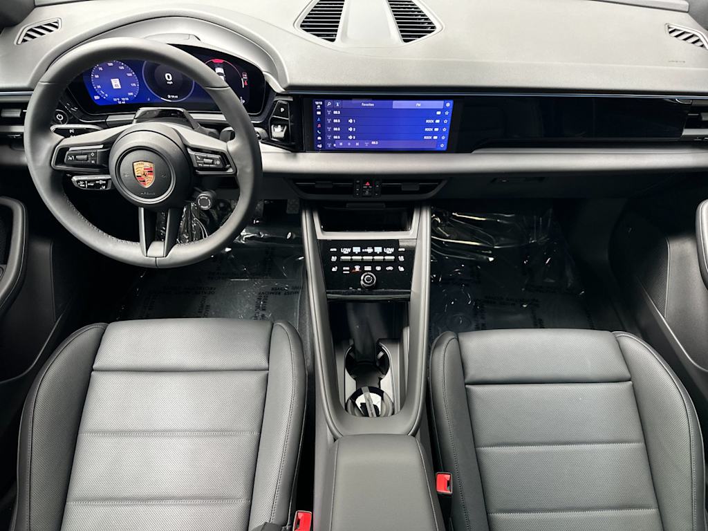 Thumbnail: 2026 Porsche Macan - 9