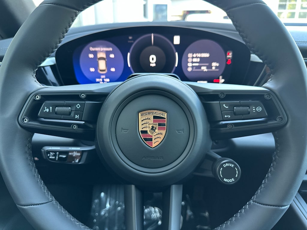 Thumbnail: 2026 Porsche Macan - 13