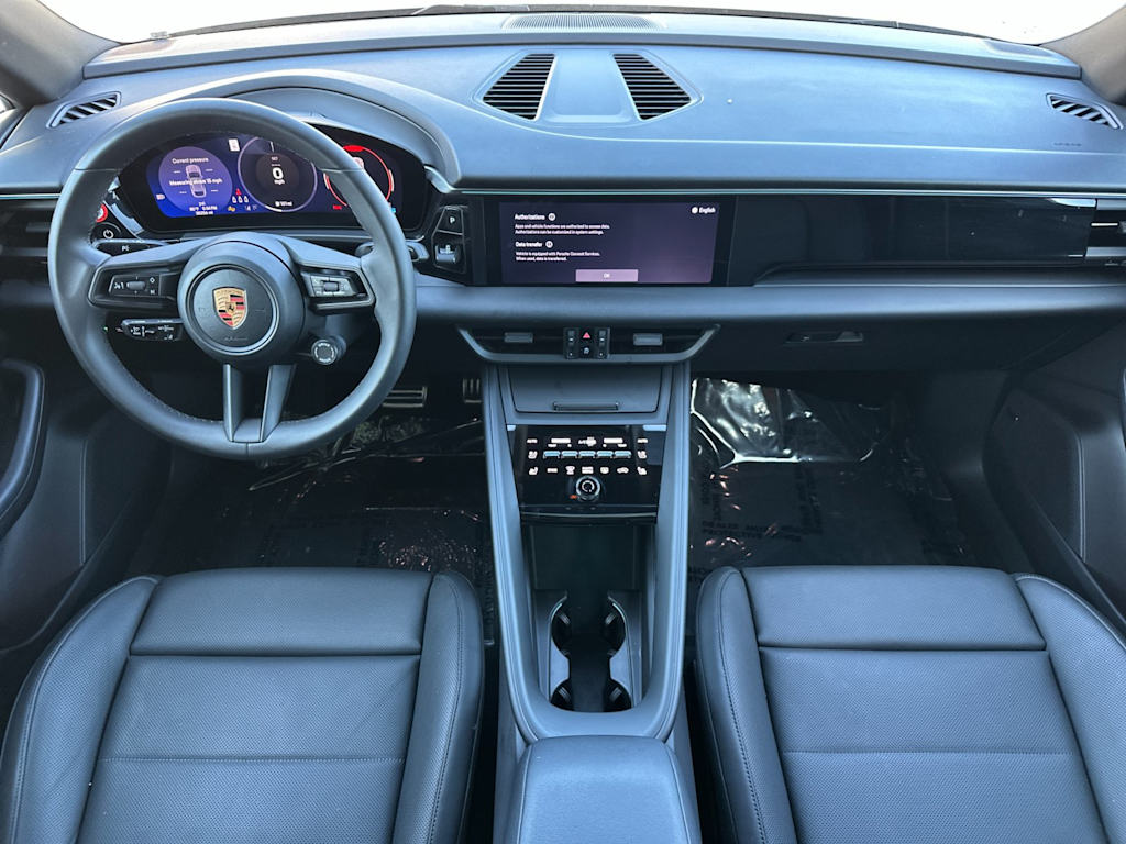 Thumbnail: 2025 Porsche Macan - 9