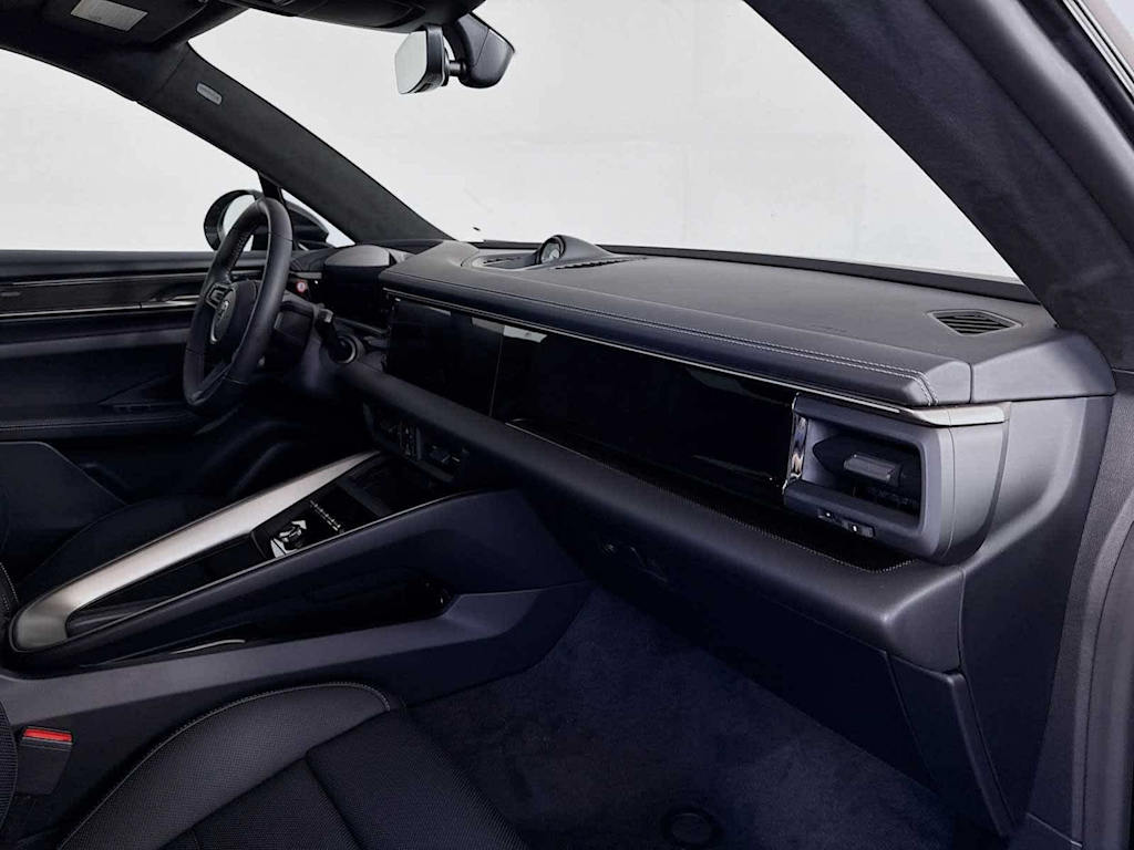 Thumbnail: 2025 Porsche Macan - 49