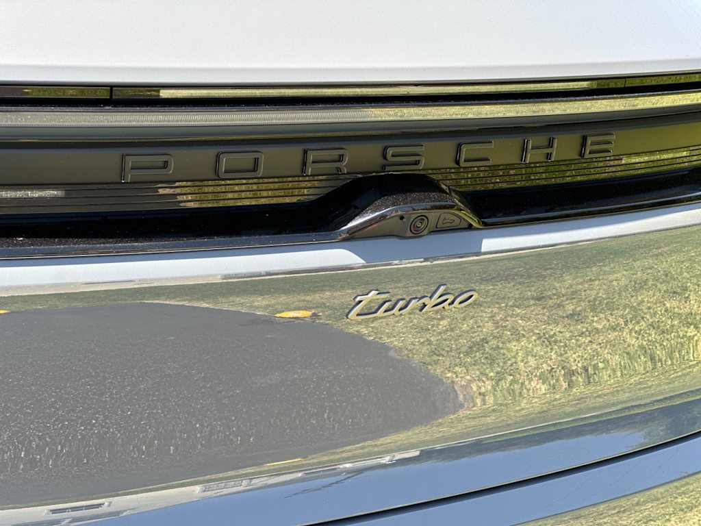 Thumbnail: 2026 Porsche Macan - 7