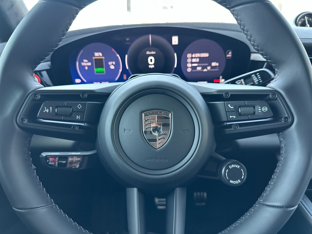 Thumbnail: 2026 Porsche Macan - 29