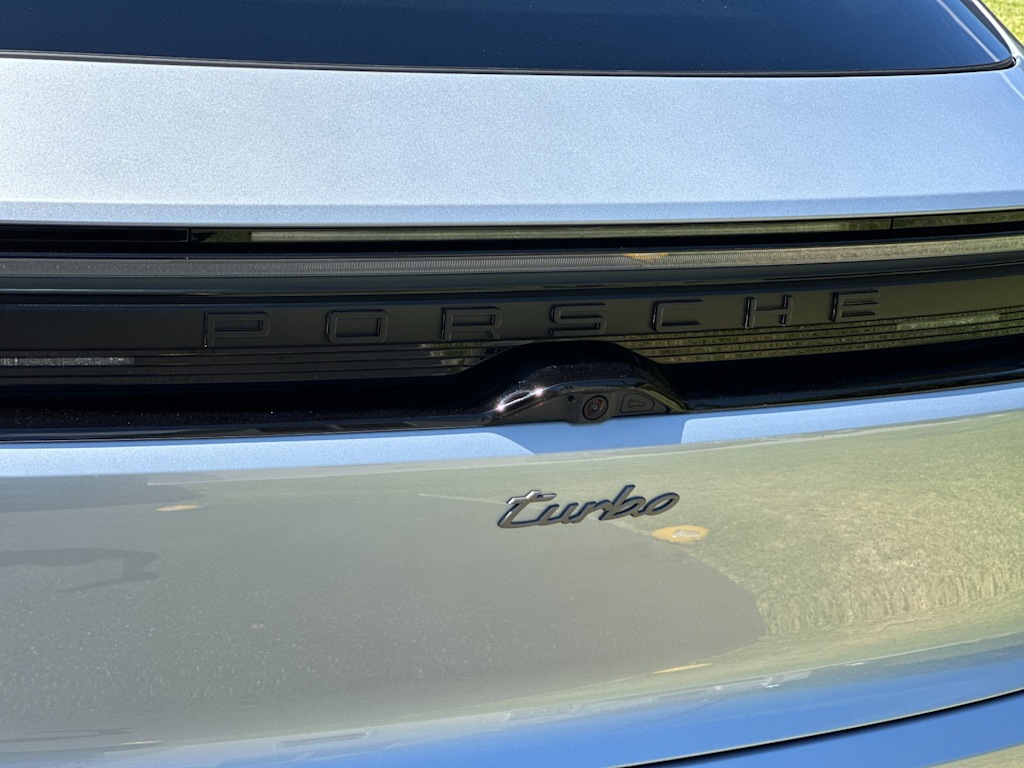 Thumbnail: 2026 Porsche Macan - 33