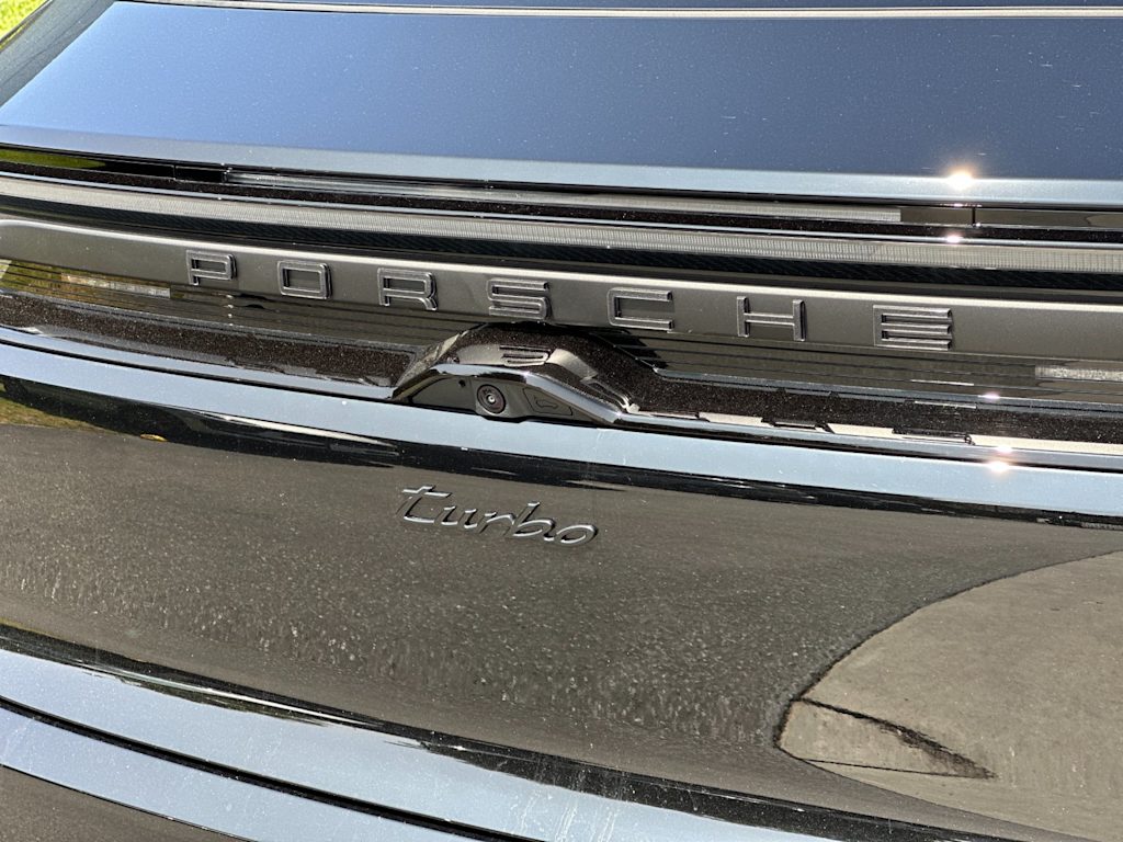 Thumbnail: 2026 Porsche Macan - 5