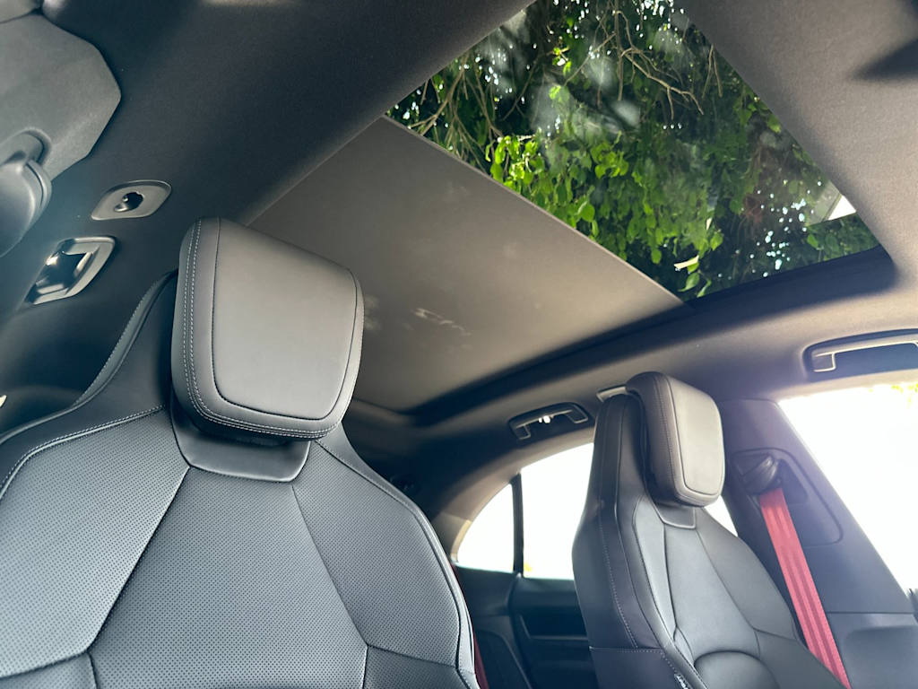 Thumbnail: 2026 Porsche Macan - 24