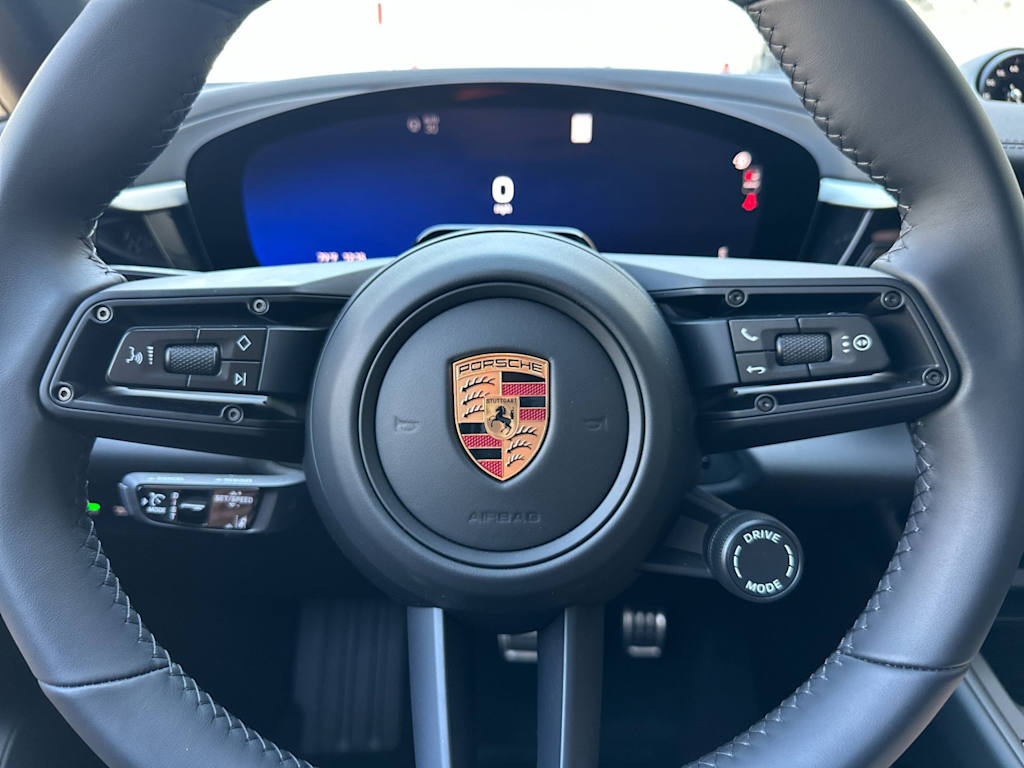 Thumbnail: 2026 Porsche Macan - 29