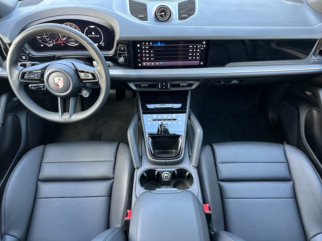 Thumbnail: 2026 Porsche Cayenne - 2