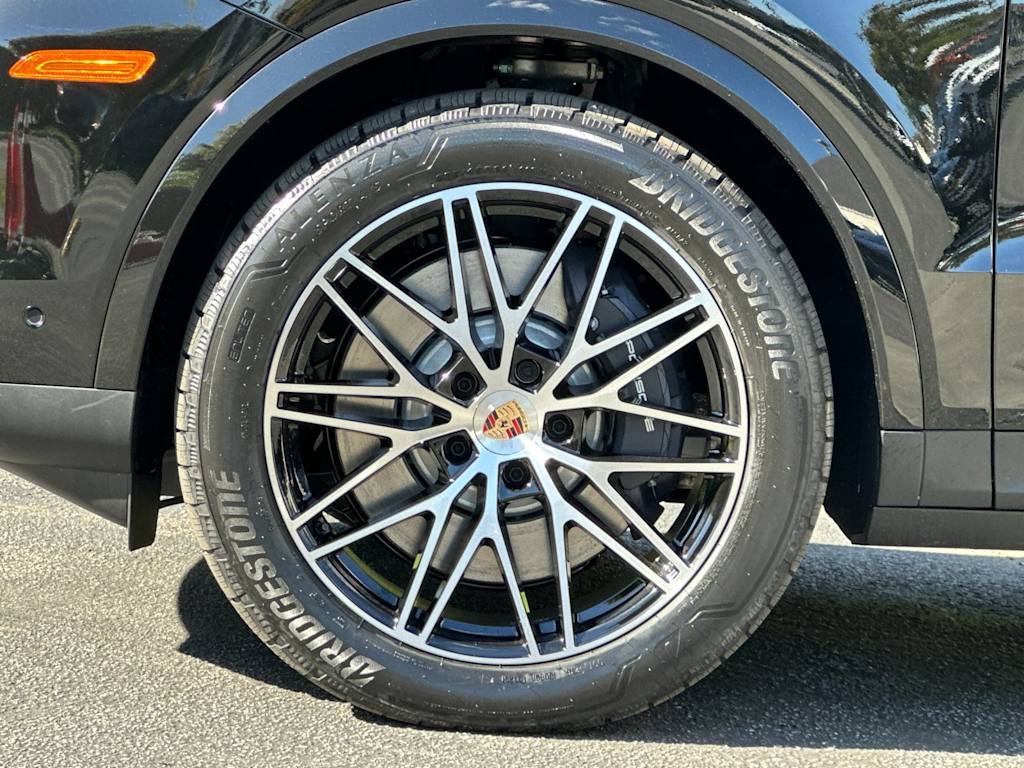 Thumbnail: 2026 Porsche Cayenne - 8