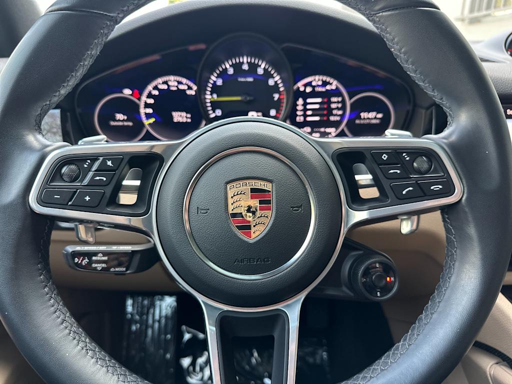 Thumbnail: 2023 Porsche Cayenne - 29