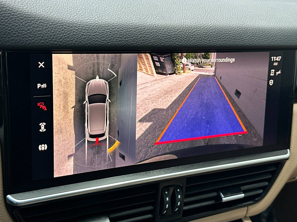 Thumbnail: 2023 Porsche Cayenne - 27
