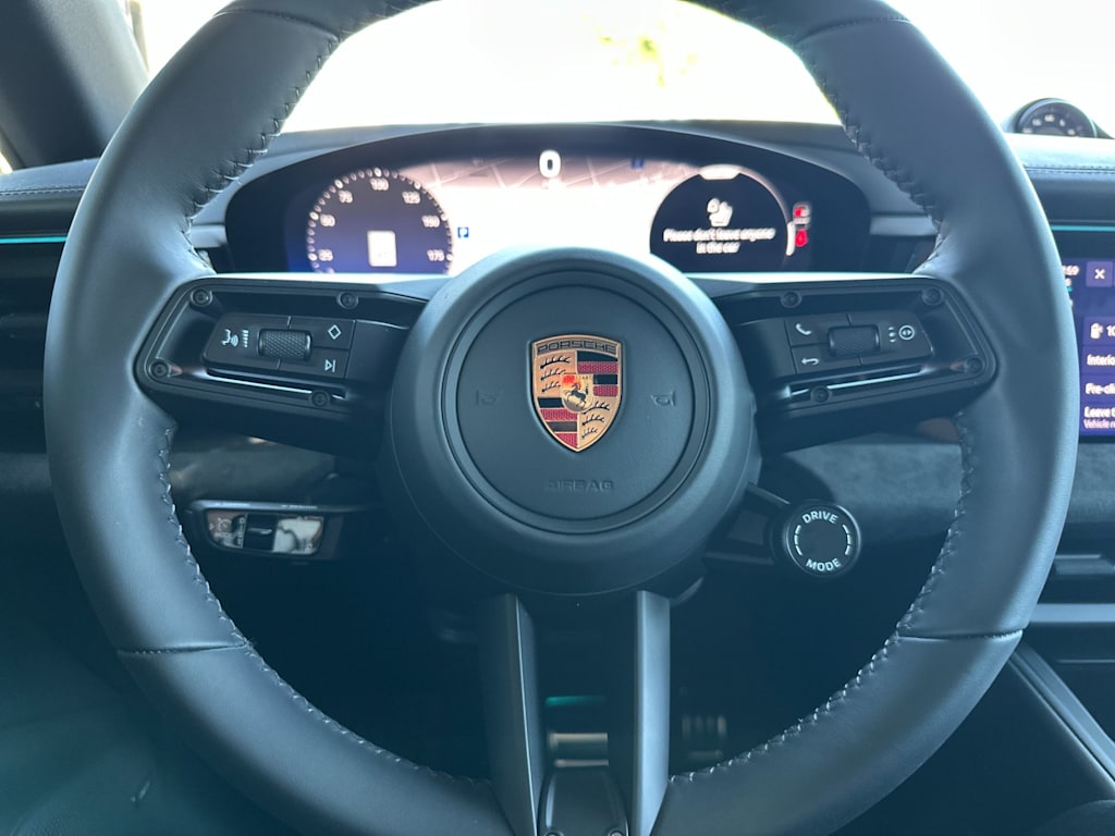 Thumbnail: 2026 Porsche Macan - 11