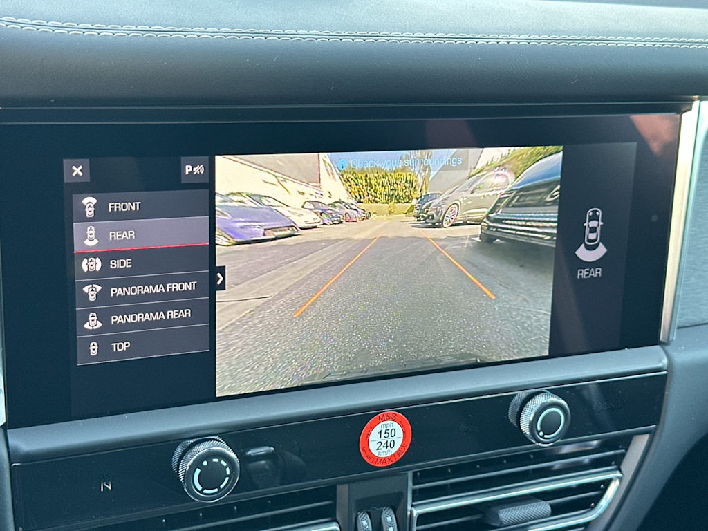 Thumbnail: 2026 Porsche Macan - 29