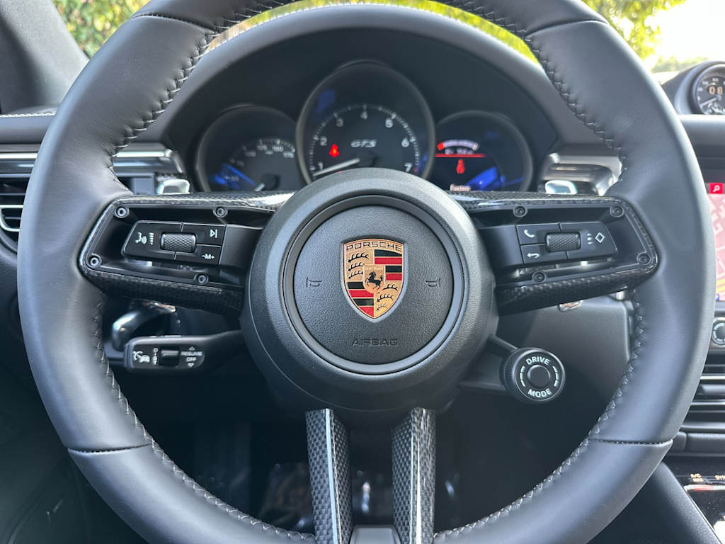 Thumbnail: 2026 Porsche Macan - 13