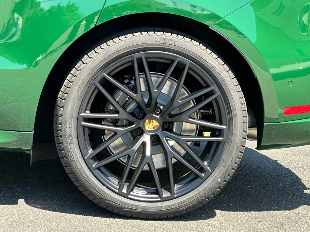 Thumbnail: 2026 Porsche Macan - 7