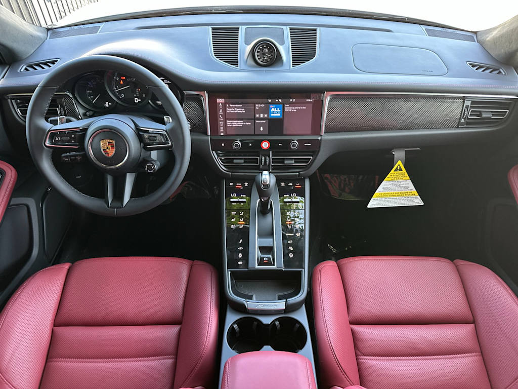 Thumbnail: 2026 Porsche Macan - 9
