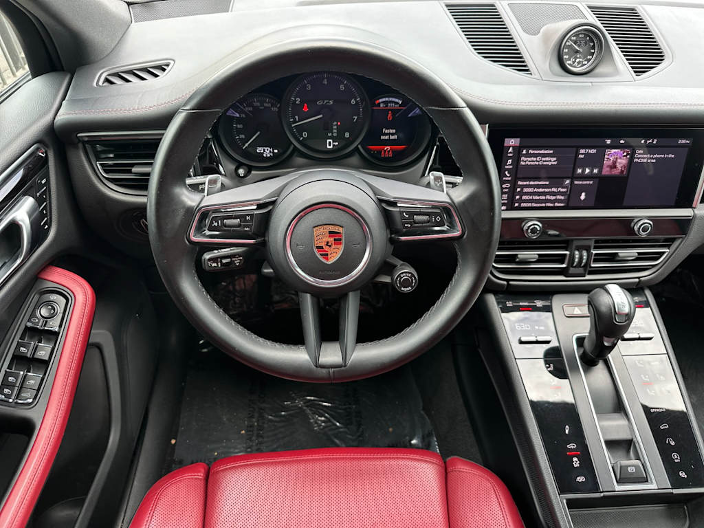 Thumbnail: 2022 Porsche Macan - 13