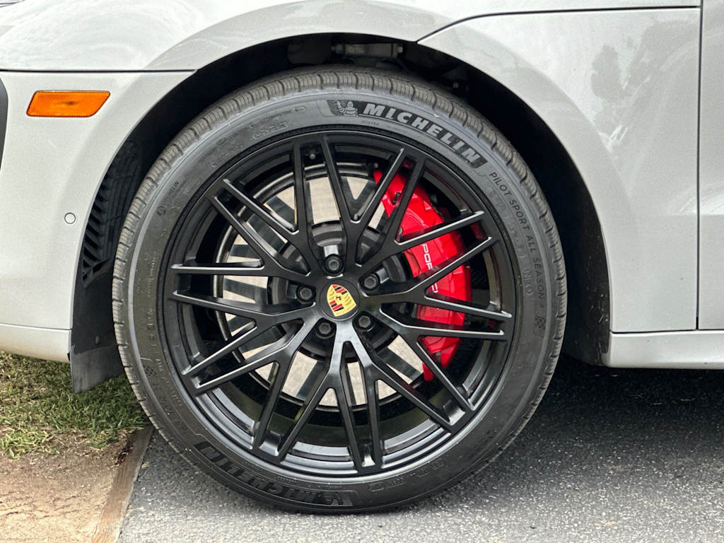 Thumbnail: 2022 Porsche Macan - 8