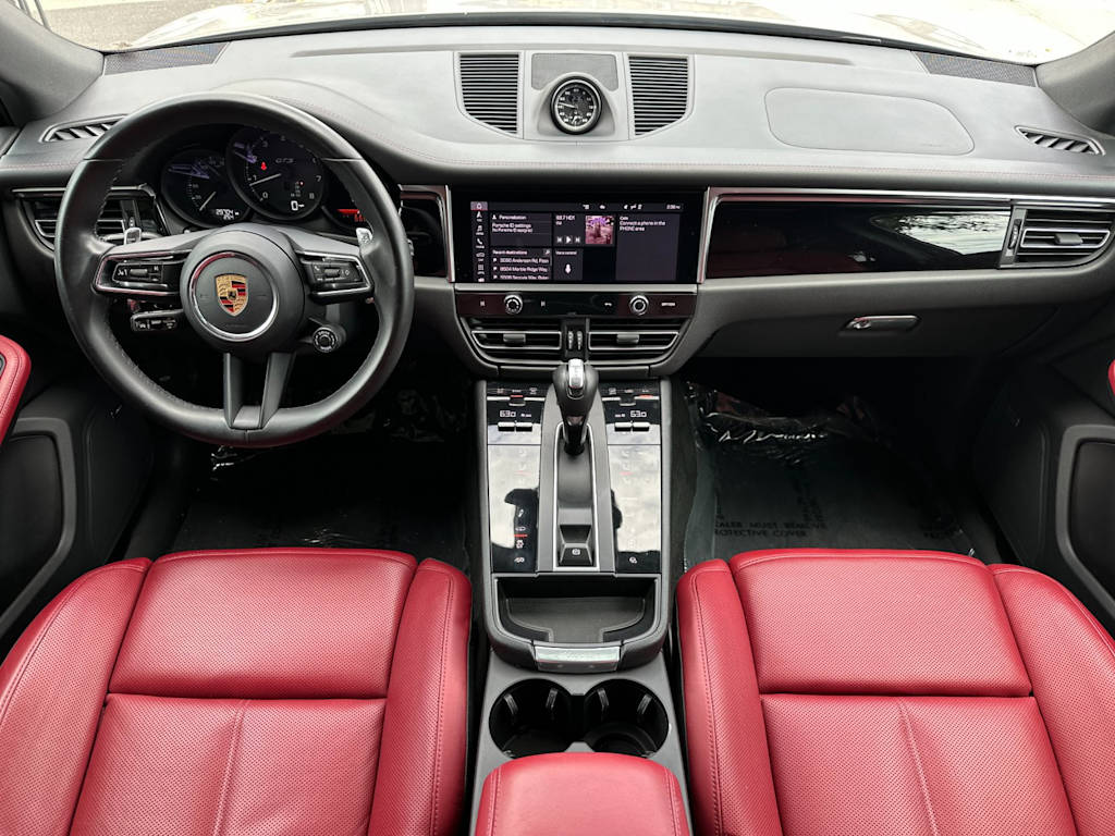 Thumbnail: 2022 Porsche Macan - 9