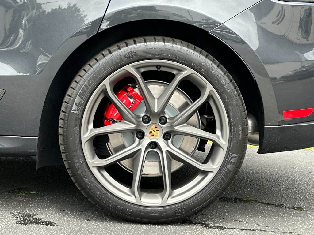 Thumbnail: 2026 Porsche Macan - 6