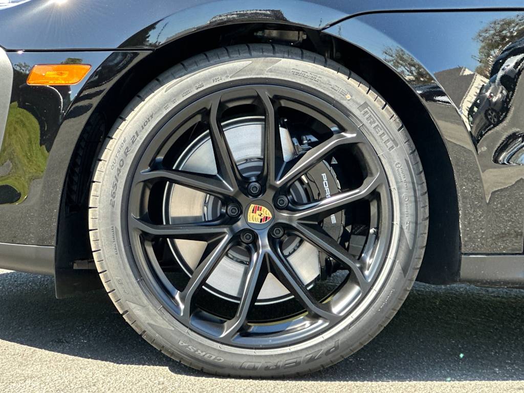 Thumbnail: 2026 Porsche Macan - 7