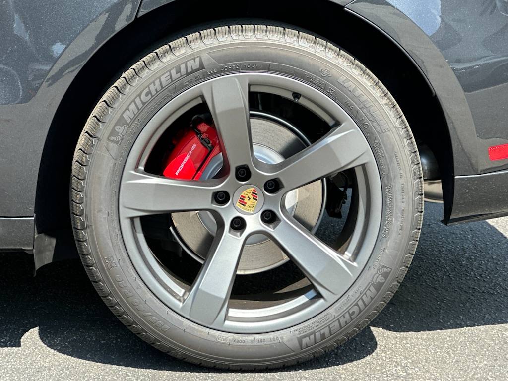 Thumbnail: 2026 Porsche Macan - 7
