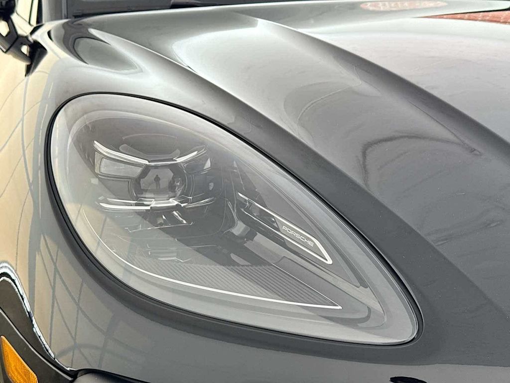 Thumbnail: 2026 Porsche Macan - 56