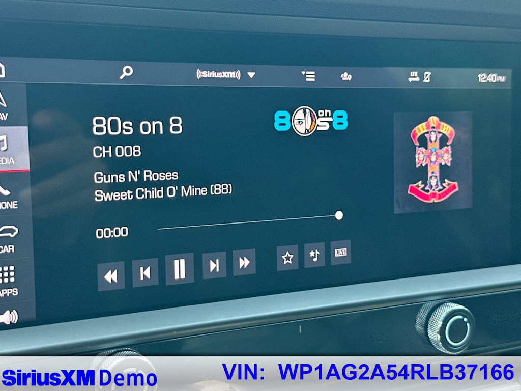 Thumbnail: 2024 Porsche Macan - 32