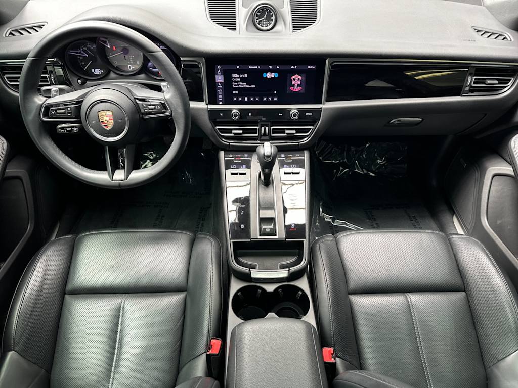 Thumbnail: 2024 Porsche Macan - 2
