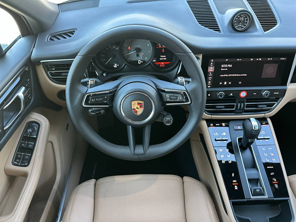 Thumbnail: 2026 Porsche Macan - 9