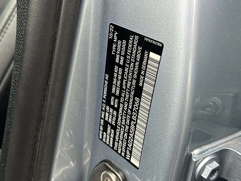 Thumbnail: 2023 Porsche Macan - 17