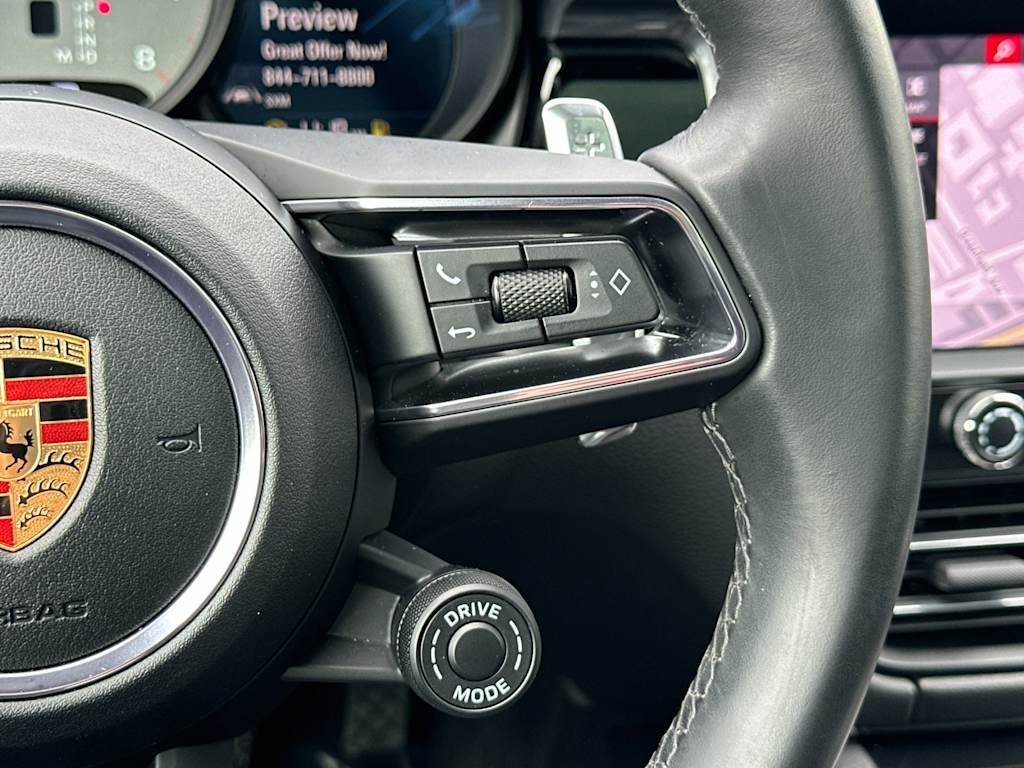 Thumbnail: 2023 Porsche Macan - 32