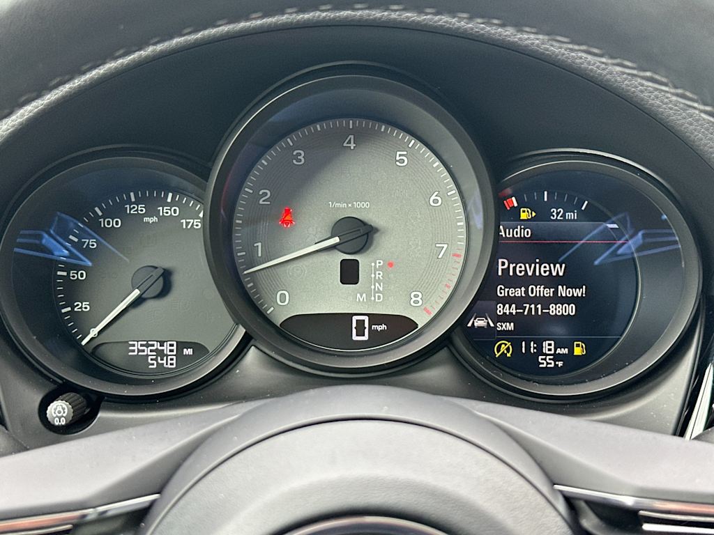 Thumbnail: 2023 Porsche Macan - 15