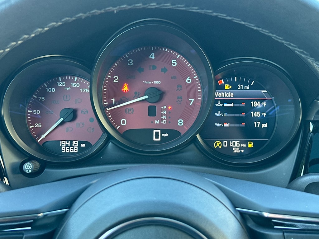 Thumbnail: 2023 Porsche Macan - 16