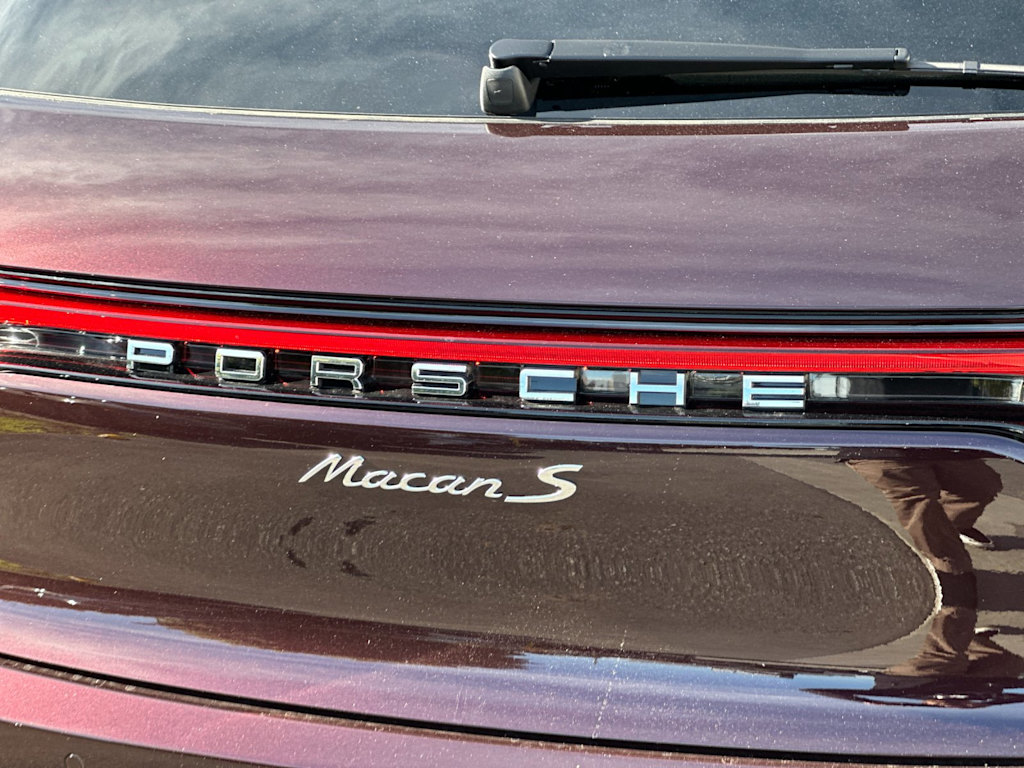 Thumbnail: 2026 Porsche Macan - 6