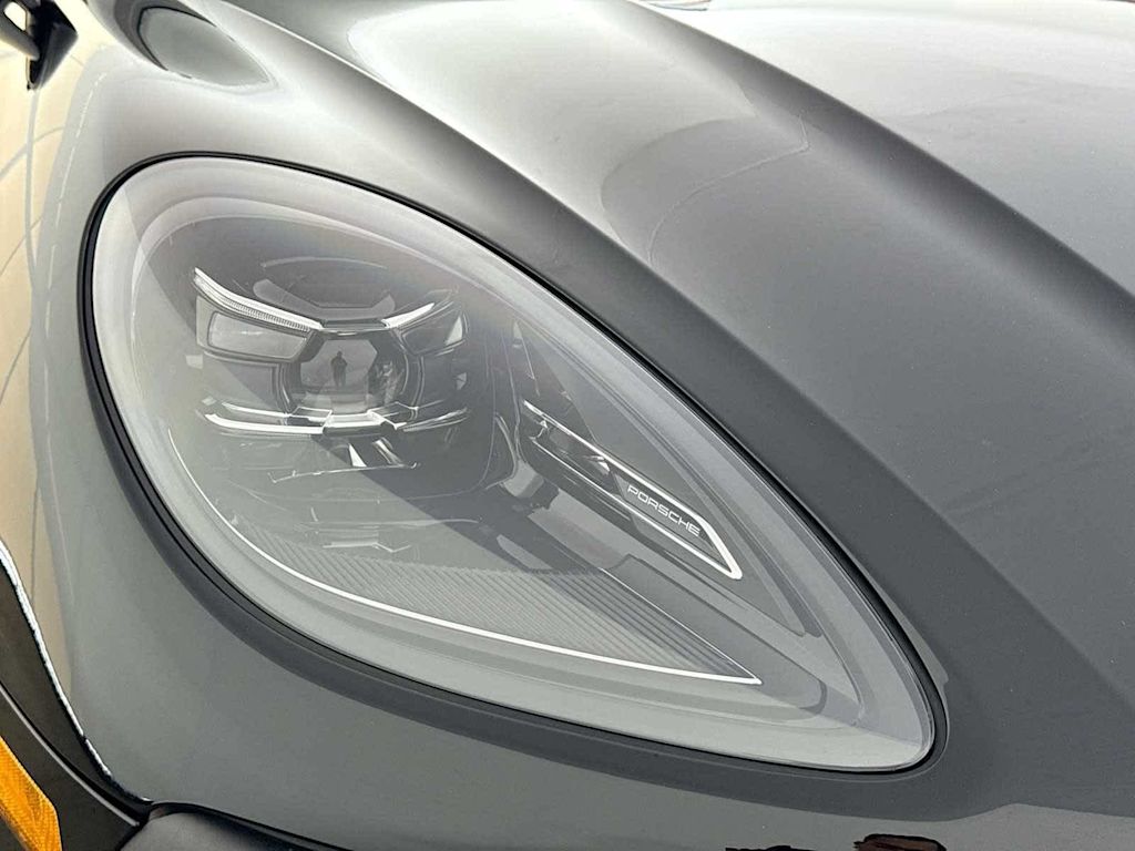 Thumbnail: 2026 Porsche Macan - 56