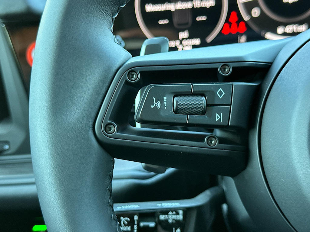 Thumbnail: 2026 Porsche Cayenne - 30