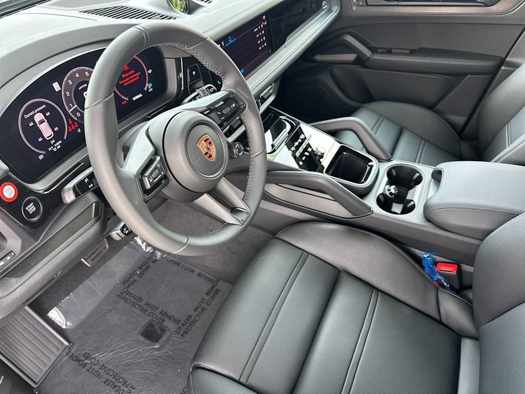 Thumbnail: 2026 Porsche Cayenne - 10